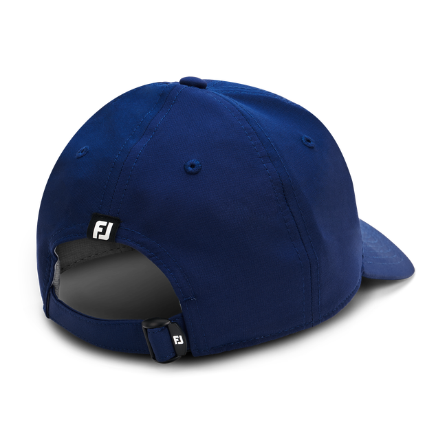 Signature Performance Hat